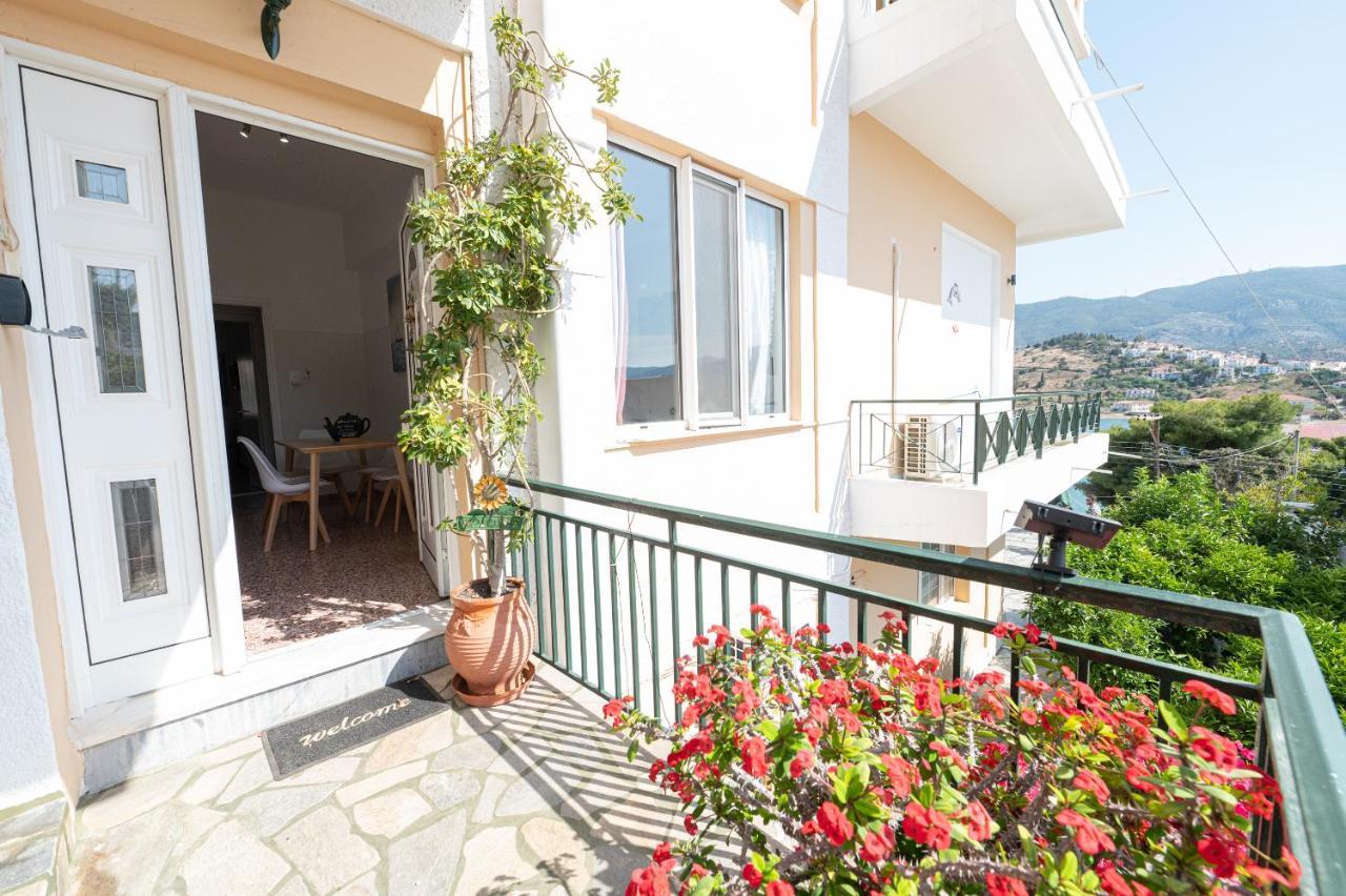 Villa Sofia Sea View Poros Town Exteriör bild